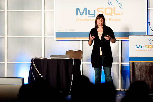 MySQL数据库美女掌门加盟开源数据库厂商-+